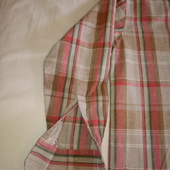 Casual long sleeve button down - Picture 2 of 4